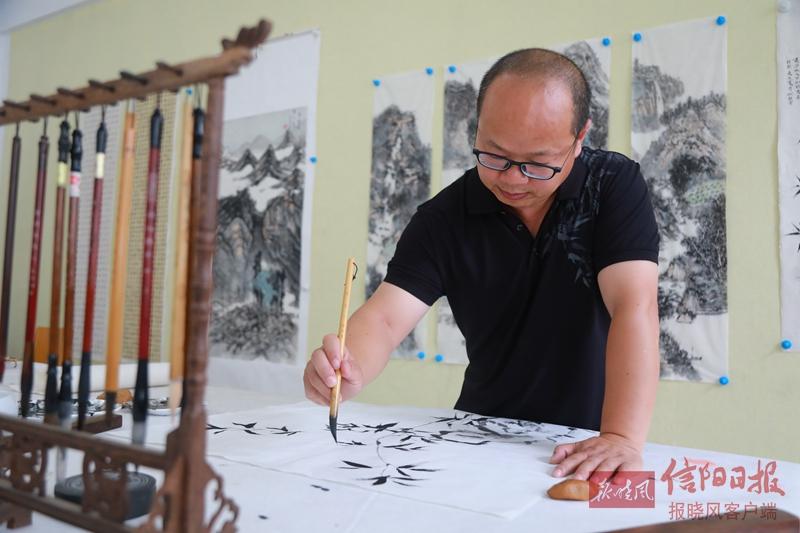 何桂云：传道授业的文艺工作者