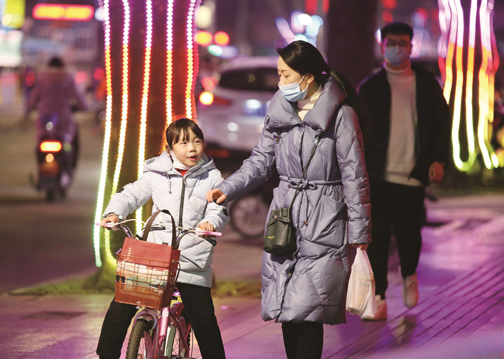 彩灯.jpg