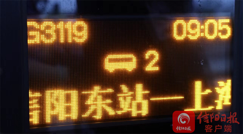 侧记1.jpg