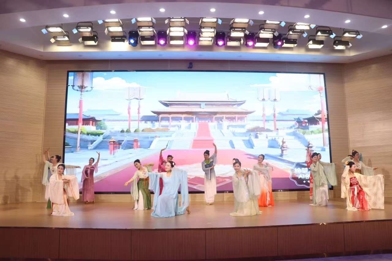 汇演1.jpg