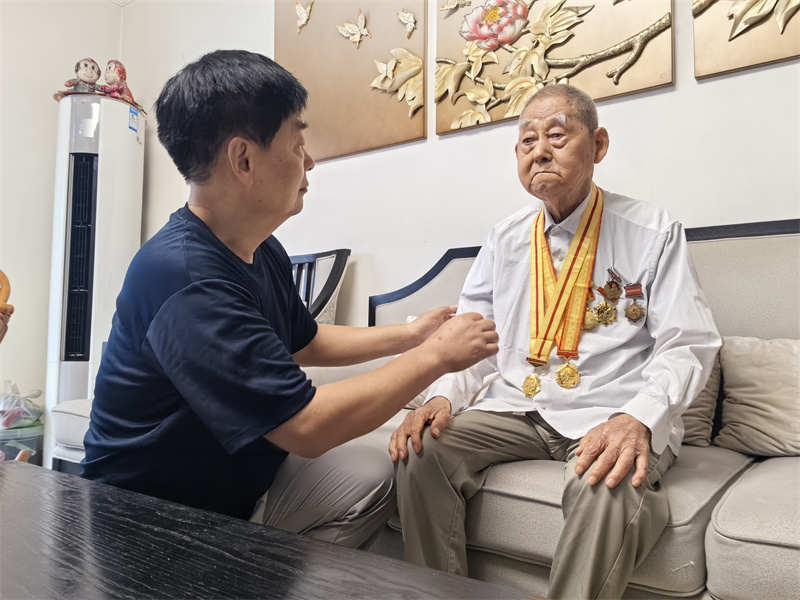 听1.jpg