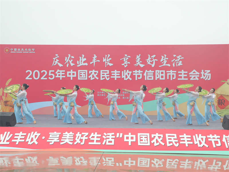 开幕2.jpg