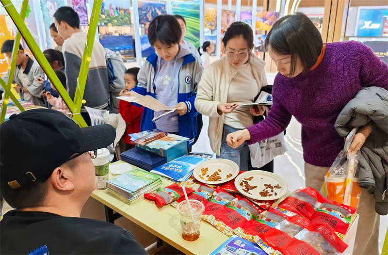 哈密2.jpg 哈密2.jpg