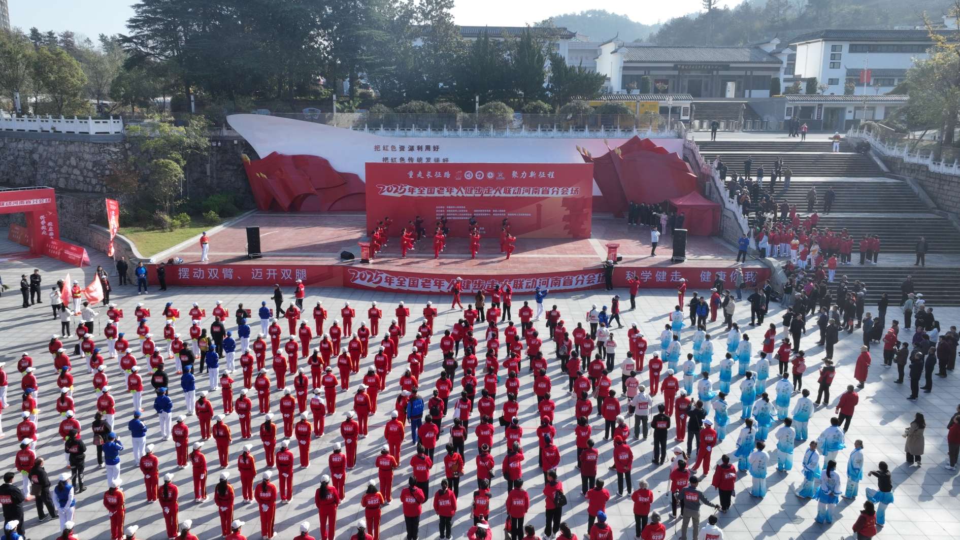 聚力1.jpg 聚力1.jpg