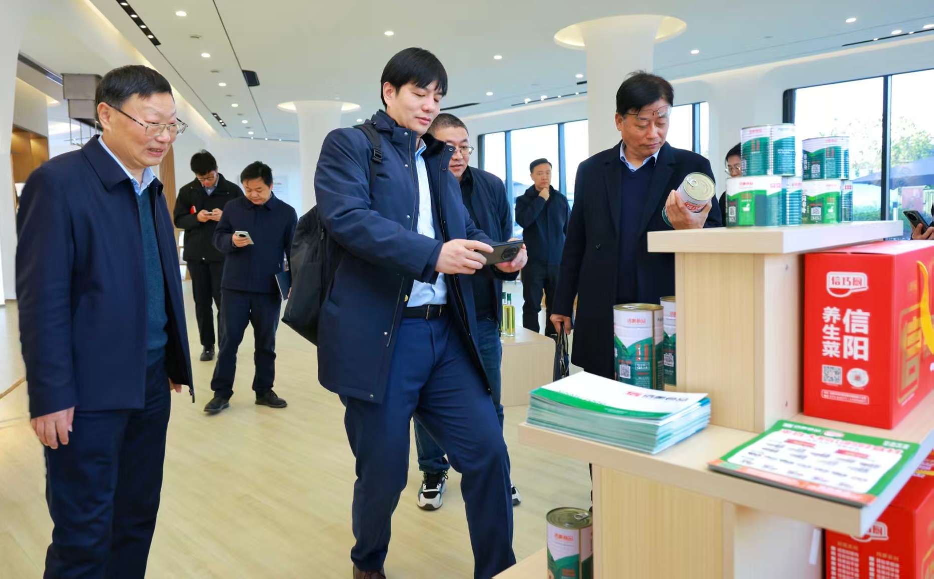 专家3.jpg 专家3.jpg