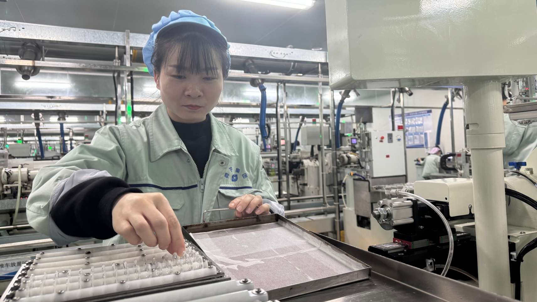 【信阳“链”上“新”力量】追光逐“芯”澎湃“新”算力——信阳“六新两品”重点产业链群高质量发展系列报道之六(图2)