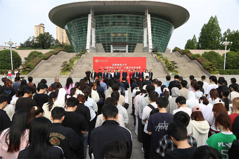 师范1.jpg