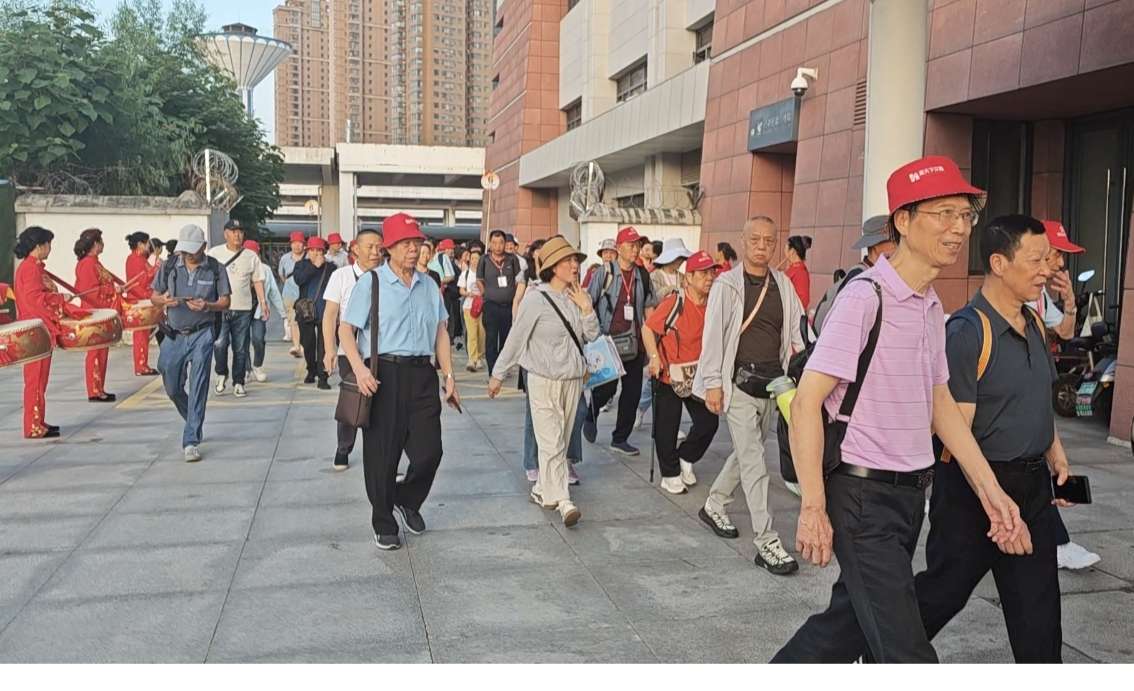 专列3.jpg 专列3.jpg