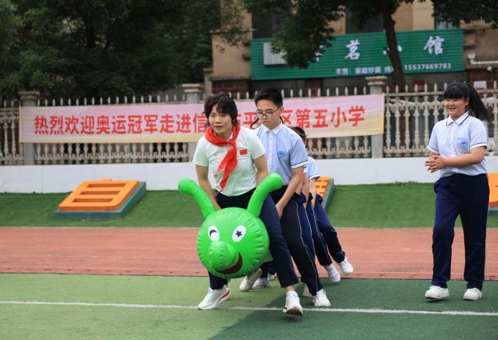 关注2.png 关注2.png