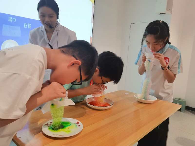 工会2.jpg 工会2.jpg