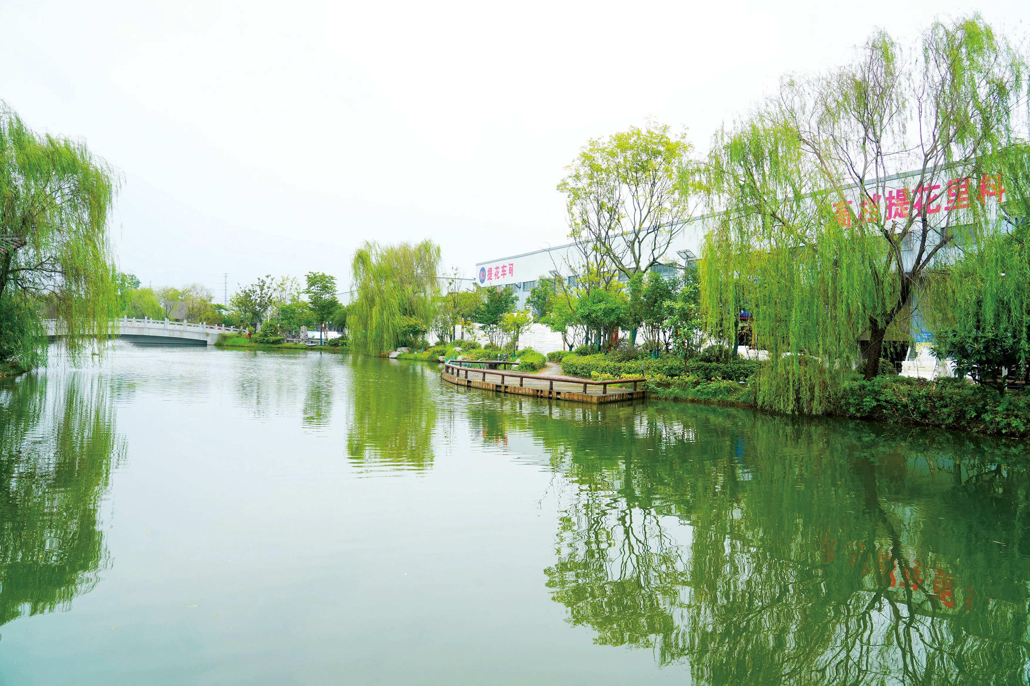 一眼惊艳！淮滨嘉兴纺织产业园：生产与风光双向奔赴